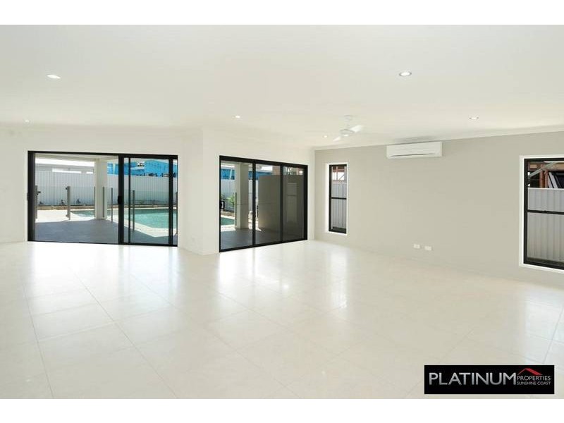 6 Echo Street, Pelican Waters QLD 4551