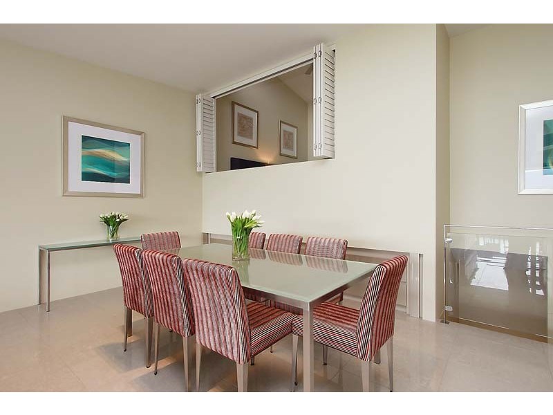 4/2 Coral Sea, Hamilton Island QLD 4803