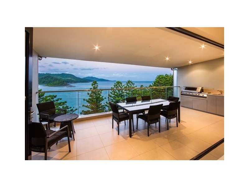Unit 2 North Cape, 2 Coral Sea Avenue, Hamilton Island QLD 4803