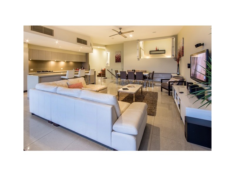 Unit 2 North Cape, 2 Coral Sea Avenue, Hamilton Island QLD 4803