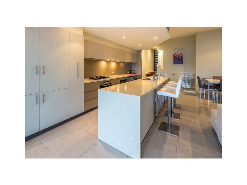 Unit 2 North Cape, 2 Coral Sea Avenue, Hamilton Island QLD 4803