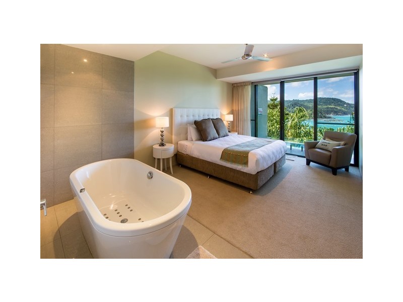 Unit 2 North Cape, 2 Coral Sea Avenue, Hamilton Island QLD 4803
