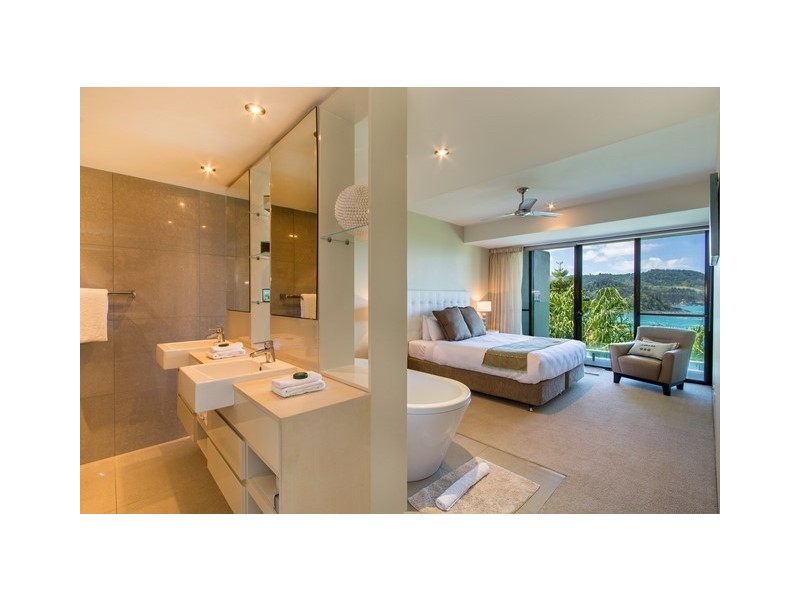 Unit 2 North Cape, 2 Coral Sea Avenue, Hamilton Island QLD 4803