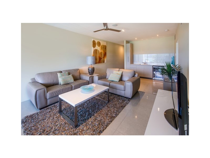 Unit 2 North Cape, 2 Coral Sea Avenue, Hamilton Island QLD 4803