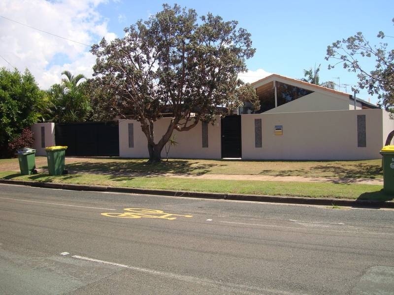 Warana QLD 4575