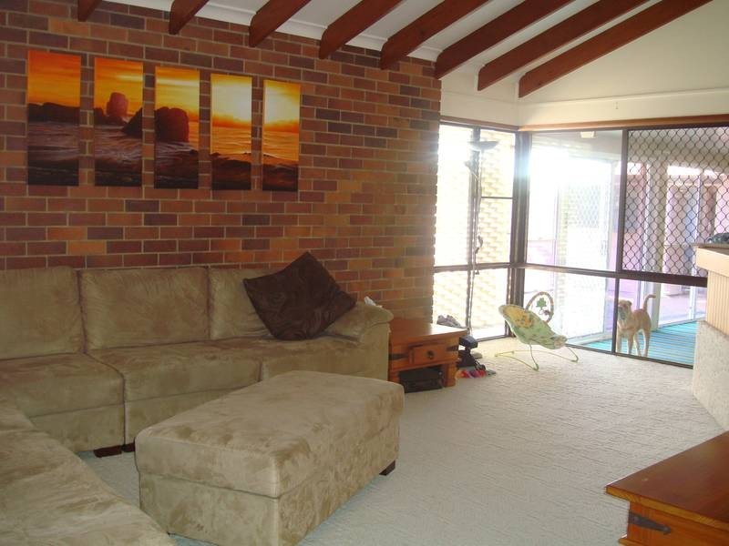 Warana QLD 4575