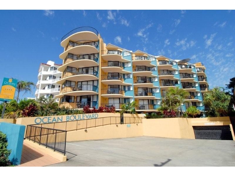 3/136 Alexandra Parade, Alexandra Headland QLD 4572