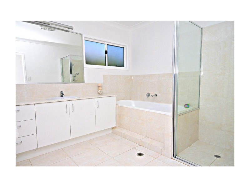 12 Figbird Crescent, Buderim QLD 4556