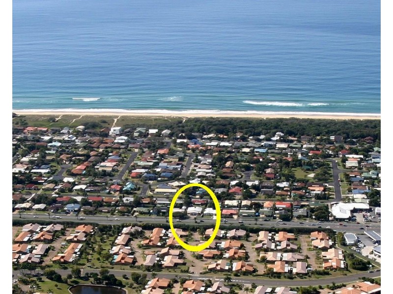 1/163 Nicklin Way, Warana QLD 4575