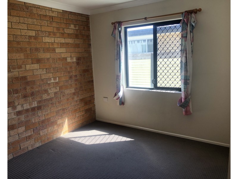 1/163 Nicklin Way, Warana QLD 4575