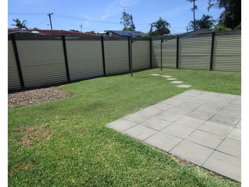 1/163 Nicklin Way, Warana QLD 4575