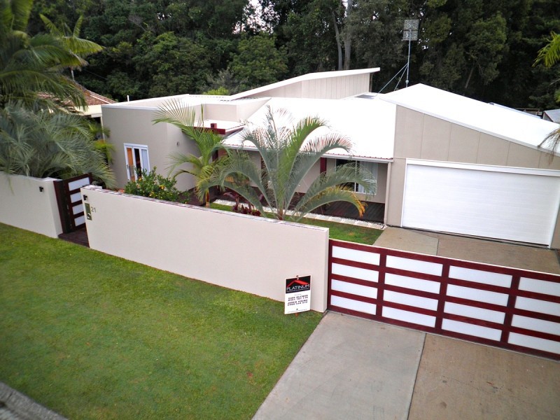 21 Martins Drive, Maroochydore QLD 4558
