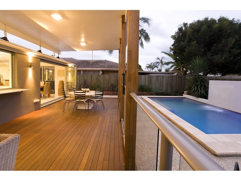 15 Vauxhall Street, Minyama QLD 4575