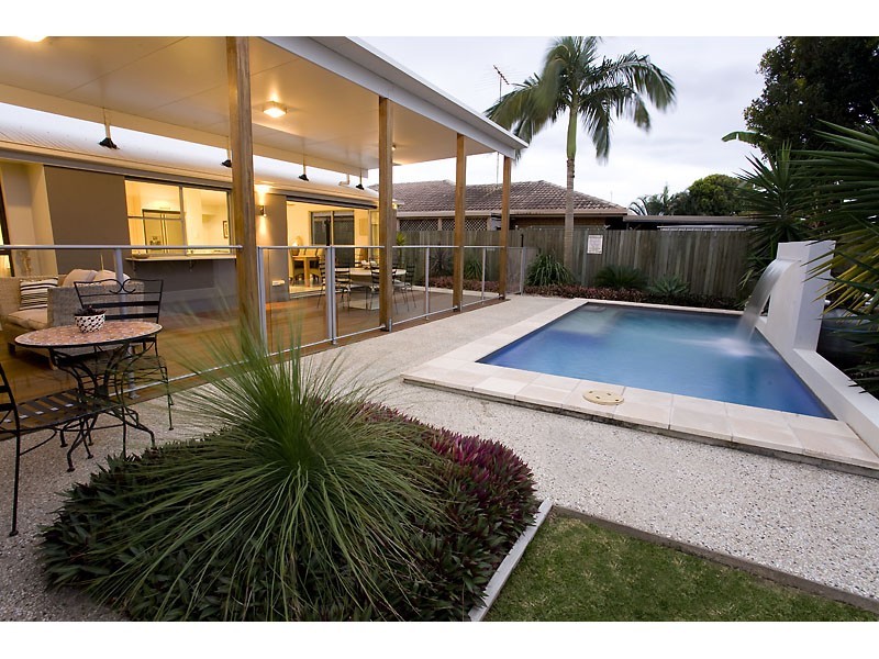 15 Vauxhall Street, Minyama QLD 4575