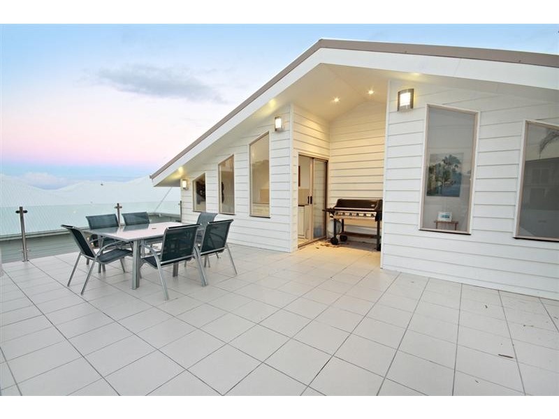 Alexandra Headland QLD 4572