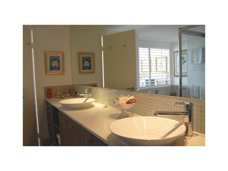 29/7 Grand Parade, Kawana Island QLD 4575