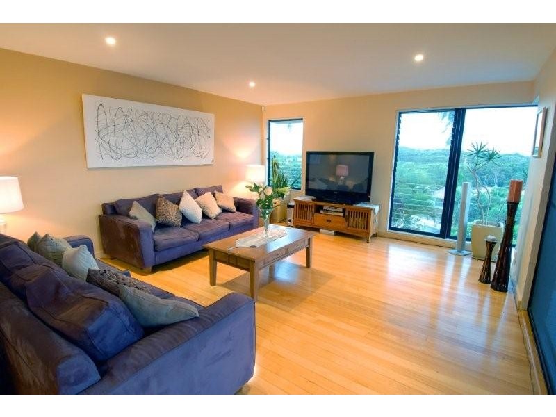 2 Kawana Street, Alexandra Headland QLD 4572