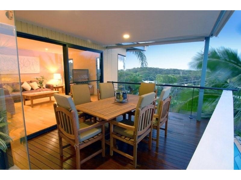 2 Kawana Street, Alexandra Headland QLD 4572