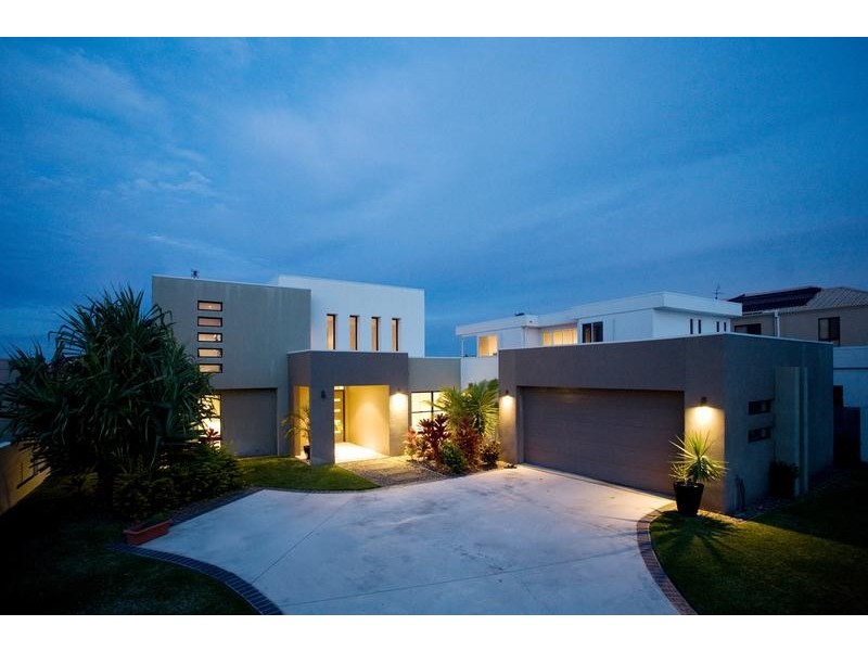 7 Antigua Court, Kawana Island QLD 4575