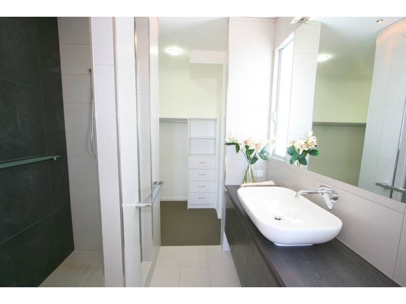 4 Dunebean Drive, Banksia Beach QLD 4507