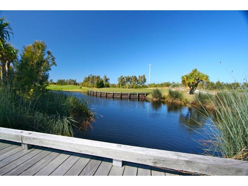 4 Dunebean Drive, Banksia Beach QLD 4507