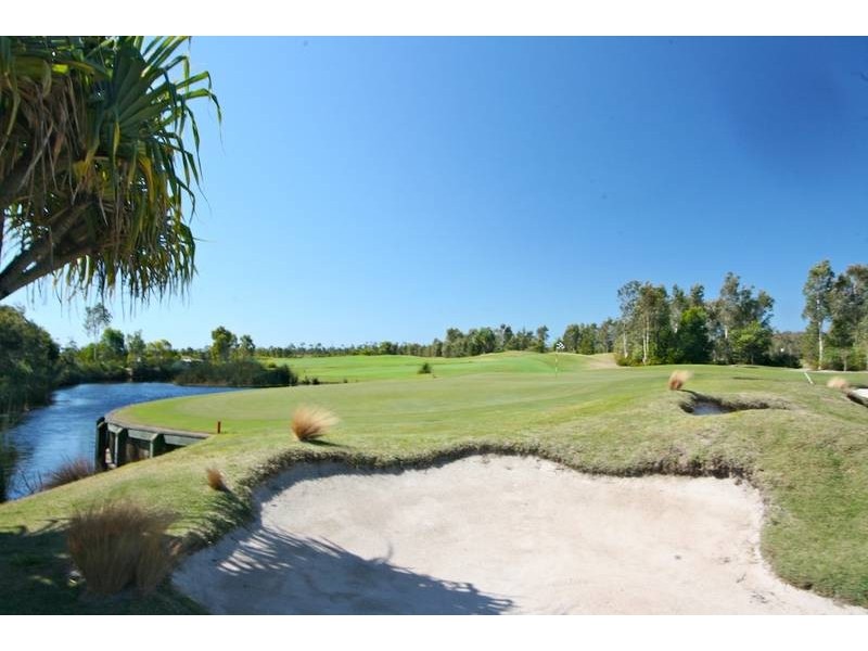 4 Dunebean Drive, Banksia Beach QLD 4507