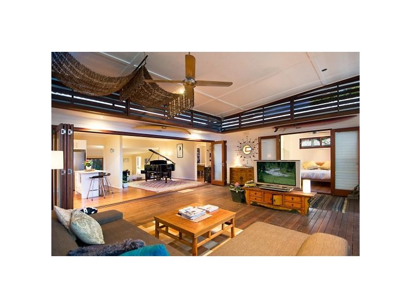 16 Grigor Street, Moffat Beach QLD 4551