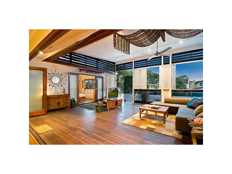 16 Grigor Street, Moffat Beach QLD 4551