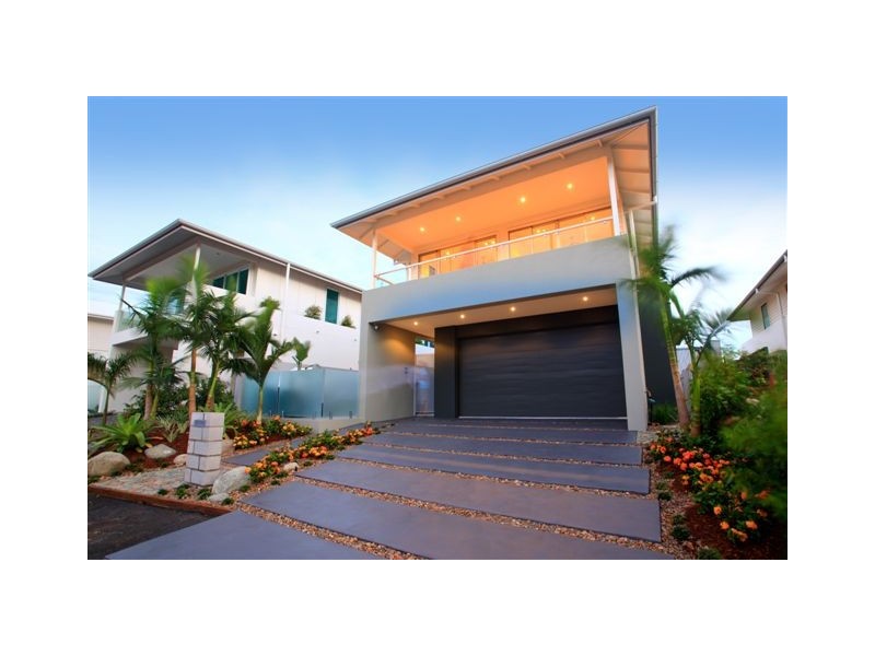 8 Sunset Beach Avenue, Coolum Beach QLD 4573