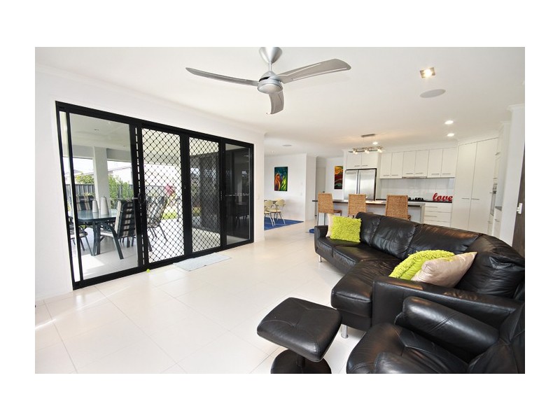 17 Ellington Street, Sippy Downs QLD 4556