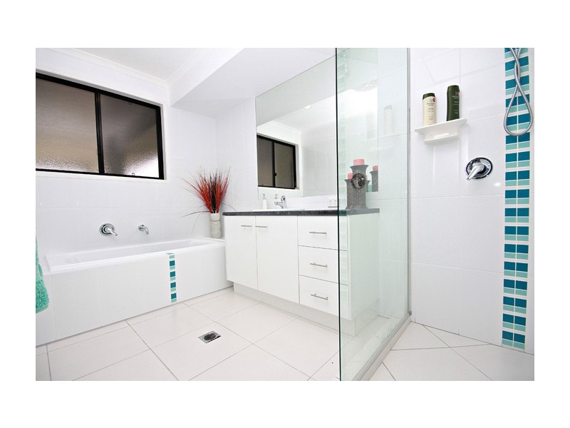 17 Ellington Street, Sippy Downs QLD 4556