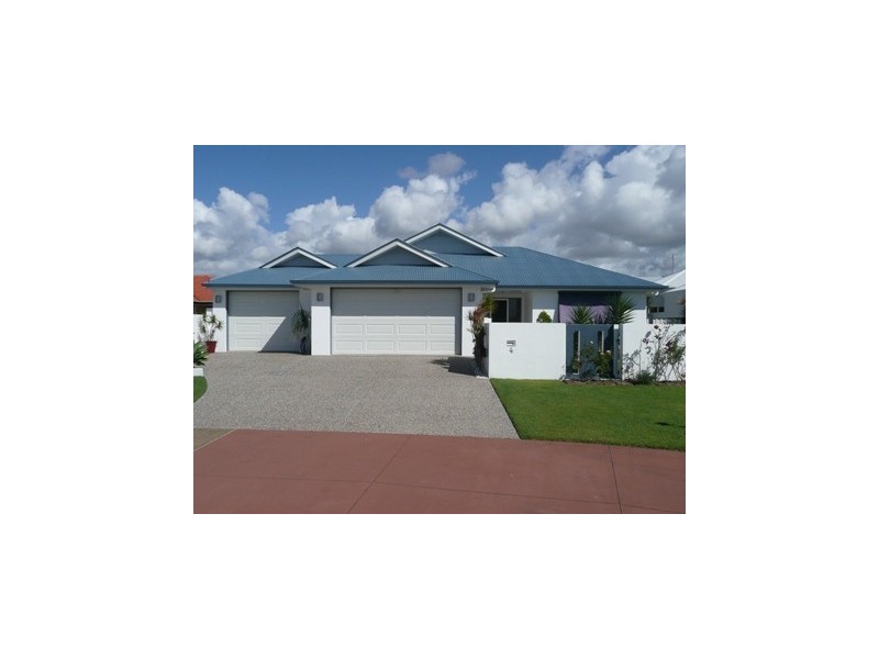4 Magnetic Street, Kawana Island QLD 4575