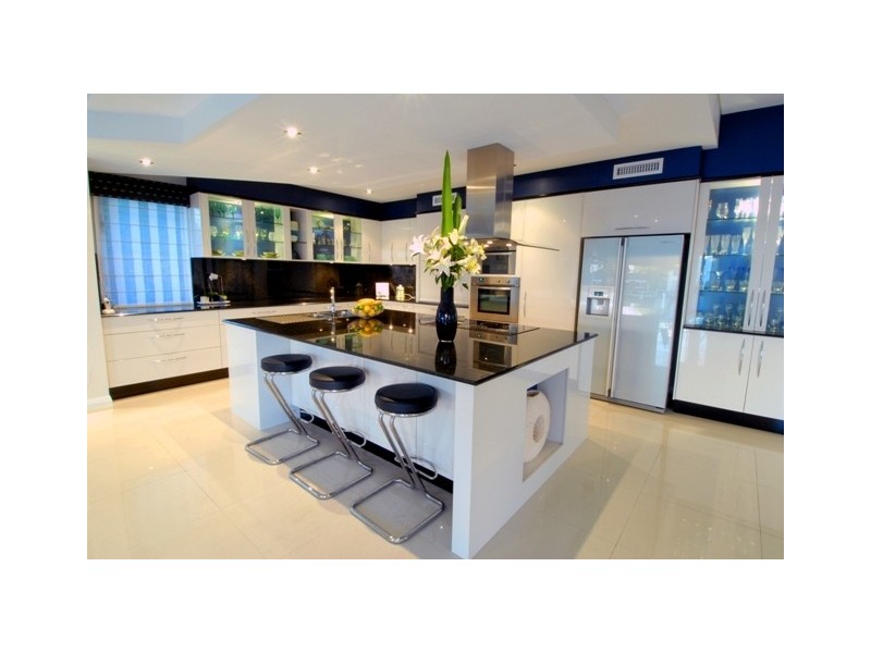 10 Oak Court, Minyama QLD 4575