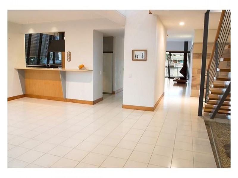 87 Mooloolah Drive, Minyama QLD 4575