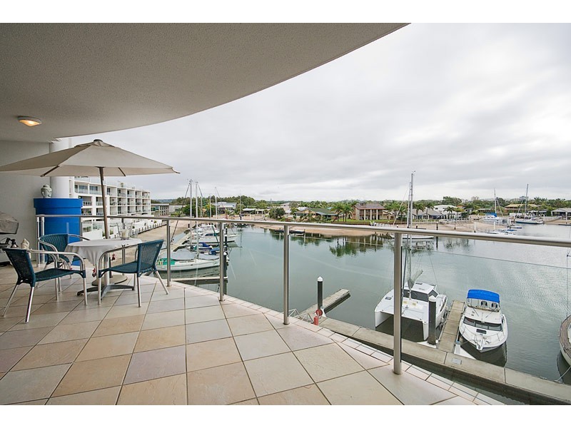 304/13 Nicklin Way, Minyama QLD 4575