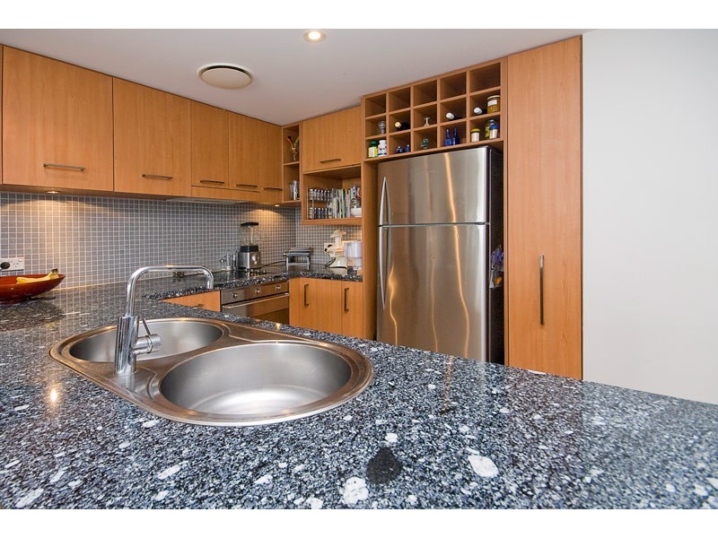 304/13 Nicklin Way, Minyama QLD 4575
