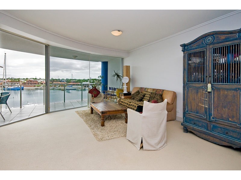 304/13 Nicklin Way, Minyama QLD 4575