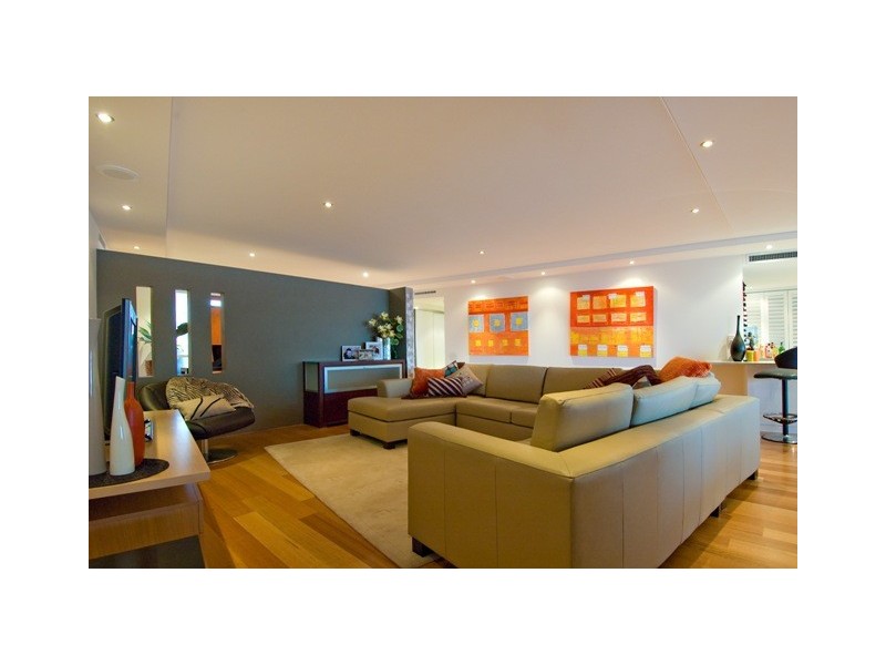 34/7 Grand Pde, Kawana Island QLD 4575