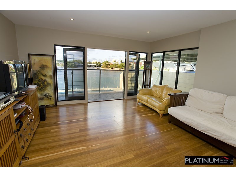 34 Coorumbong Close, Mooloolaba QLD 4557