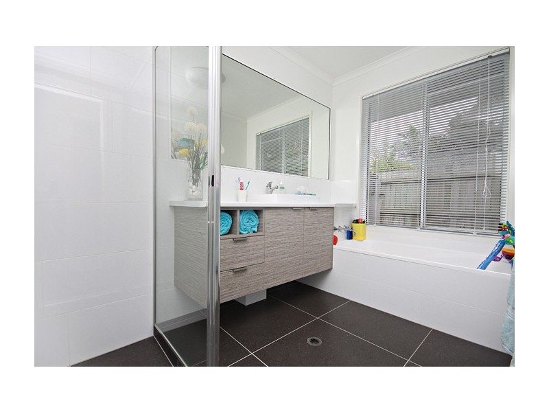 60 Mountain Creek Road, Mountain Creek QLD 4557