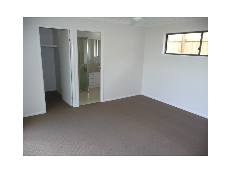 Little Mountain QLD 4551