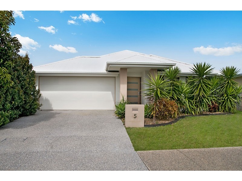 5 White Cedar Drive, Meridan Plains QLD 4551