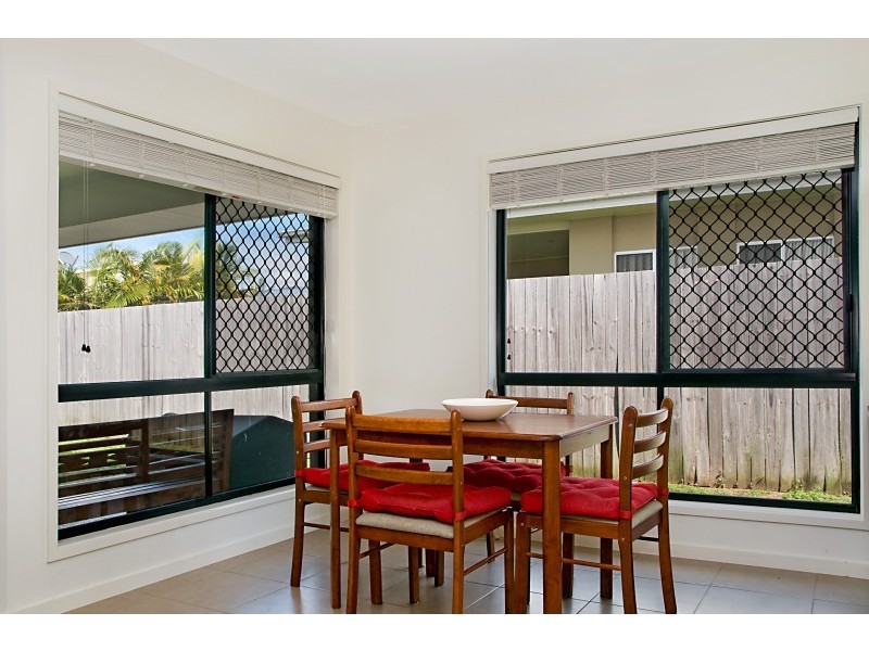 5 White Cedar Drive, Meridan Plains QLD 4551