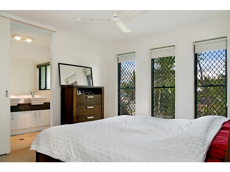 5 White Cedar Drive, Meridan Plains QLD 4551