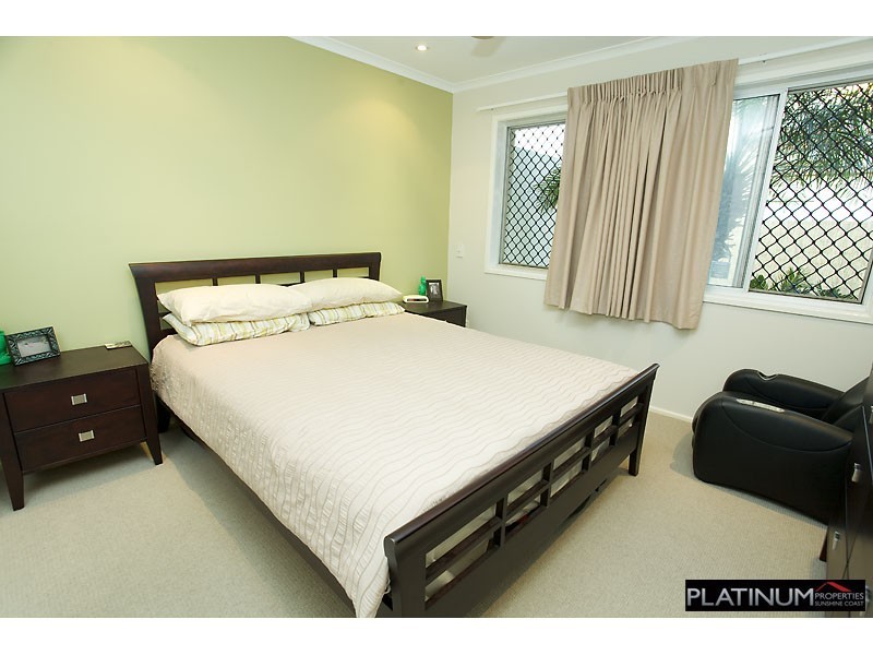 2/10 Coonawa Street, Buddina QLD 4575