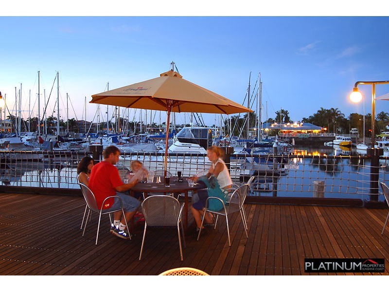 2/10 Coonawa Street, Buddina QLD 4575