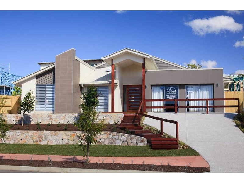 200 The Avenue, Peregian Springs QLD 4573