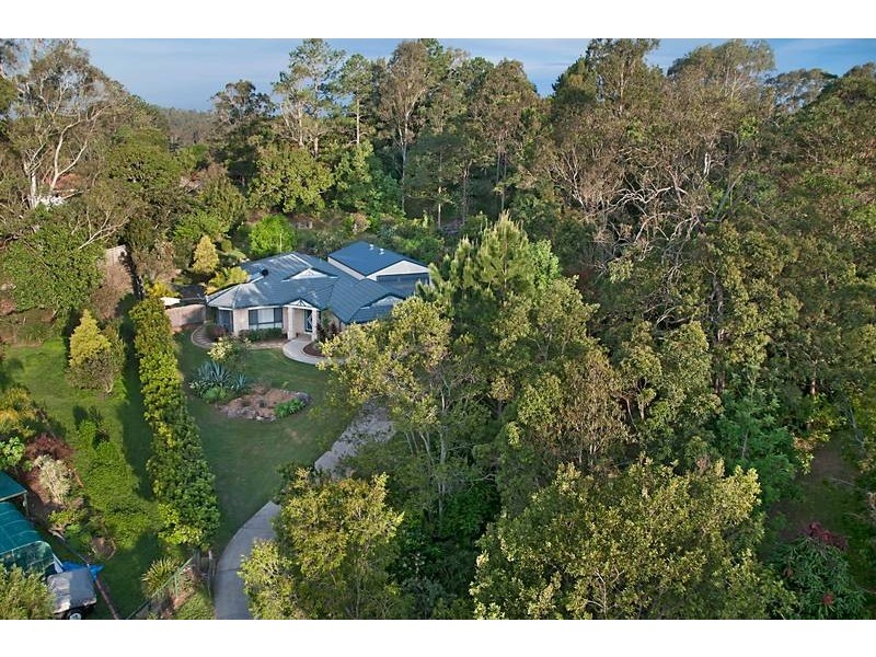 36 Samuel Place, Mooloolah Valley QLD 4553