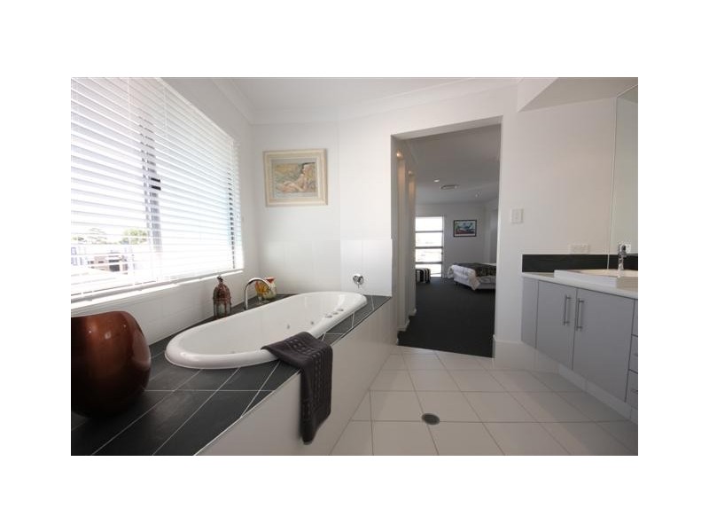 12 Kepplegrove Drive, Sippy Downs QLD 4556