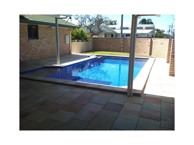 158 Oceanic Drive, Warana QLD 4575